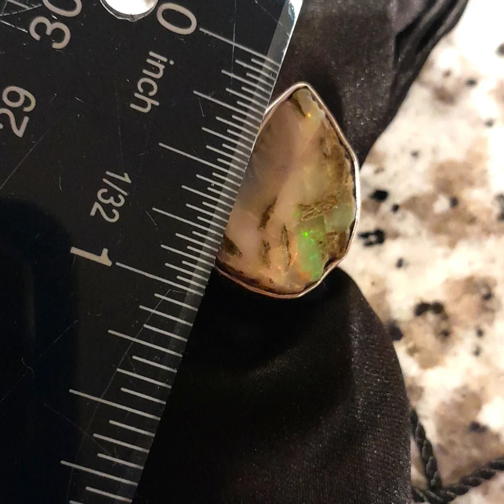 925 Sterling Silver Ring with Huge Ethiopian Opal Rough - Picture 2 of 16